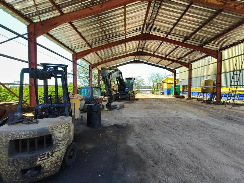 Commercial Property for Sale in Southernwood Eastern Cape